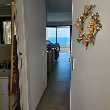 Apartment Seaviews Front Face Unit