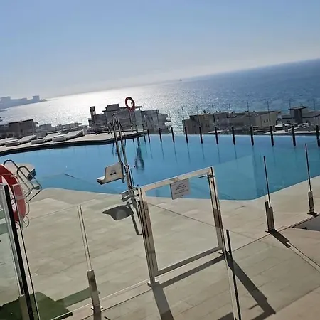 Apartment Seaviews Front Face Unit *